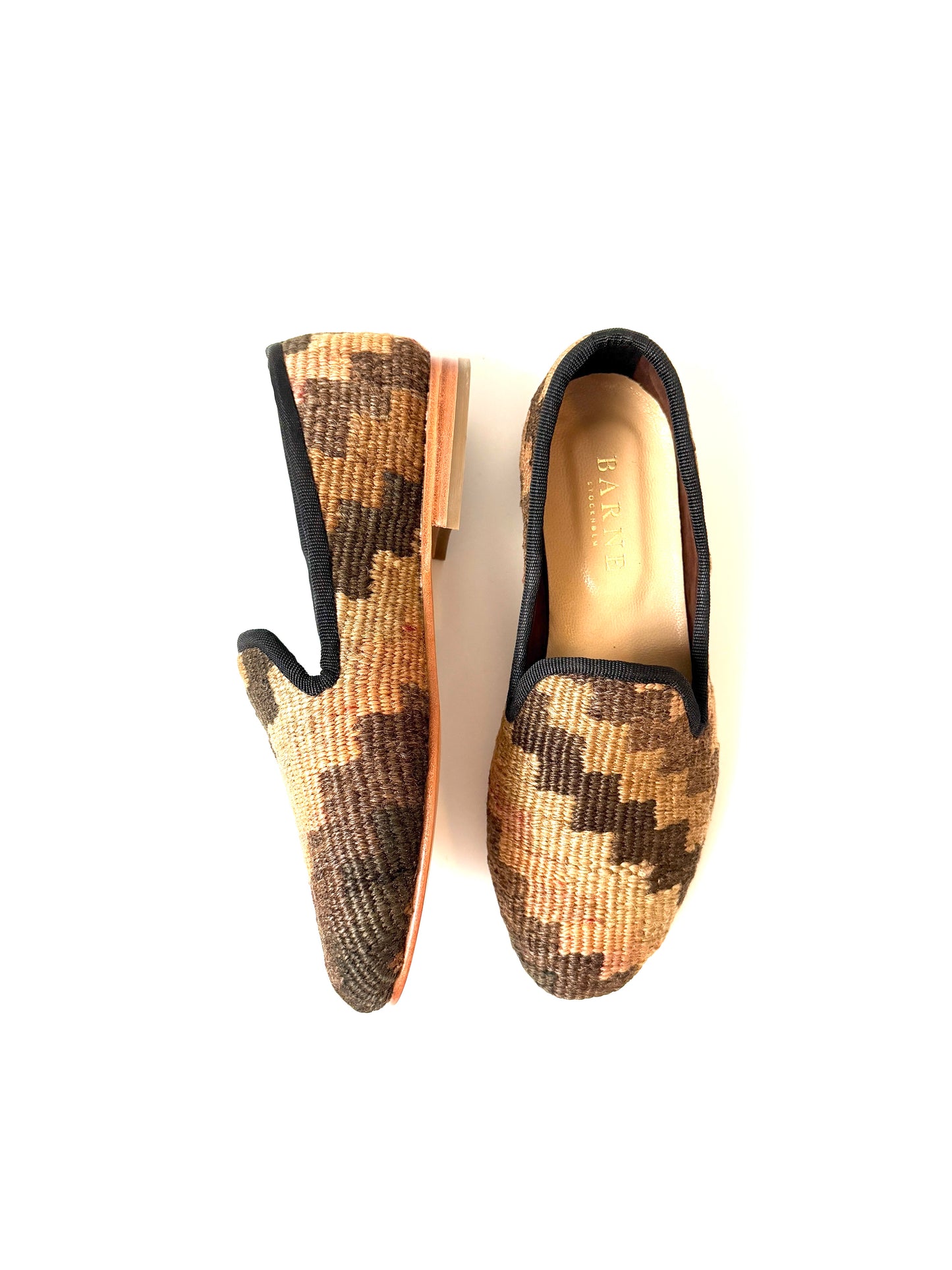 W EU SIZE 40