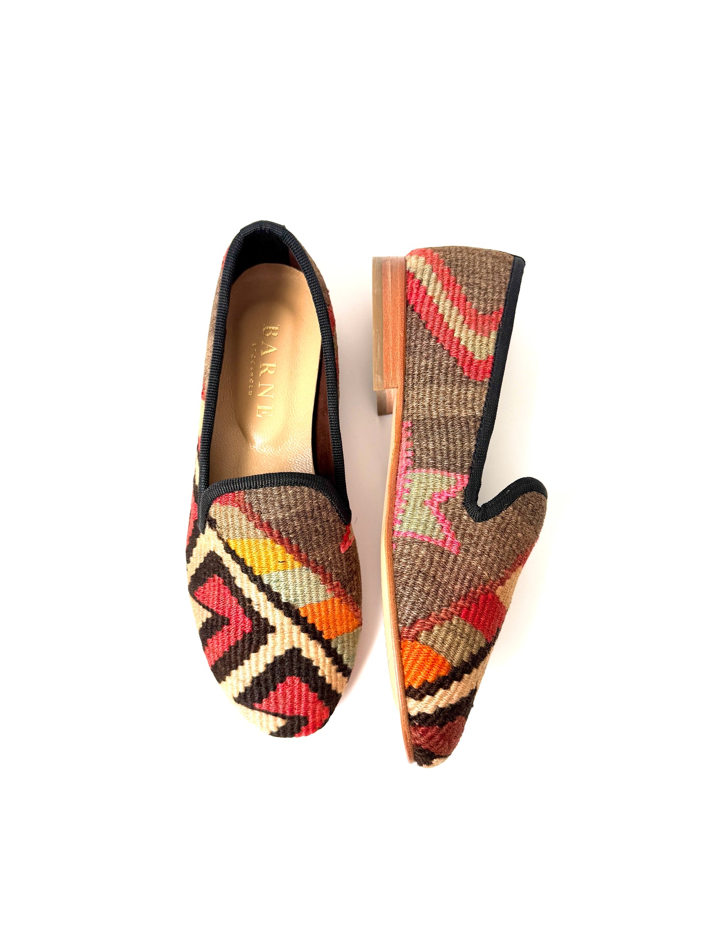 W EU SIZE 37